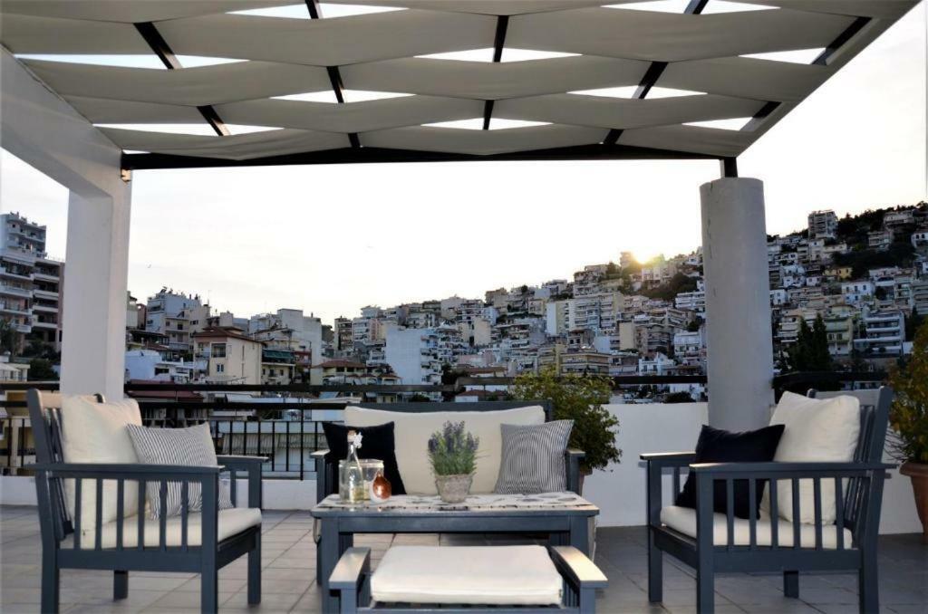 Port View Suites 2 Kavala Bagian luar foto